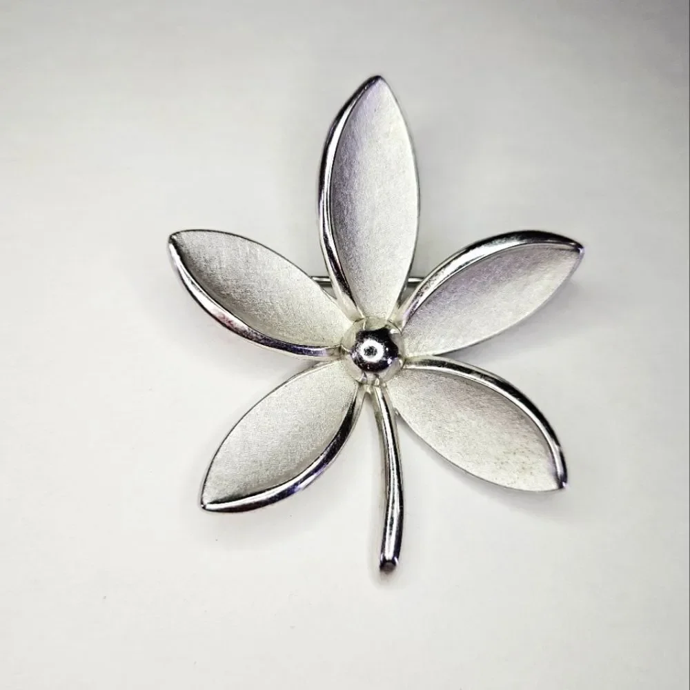 Vintage Crown Trifari Alfred Philippe Brushed Silver Tone Floral Brooch Pin
